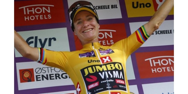 Marianne Vos erobrer podiet igen med styrke efter fortrydelse